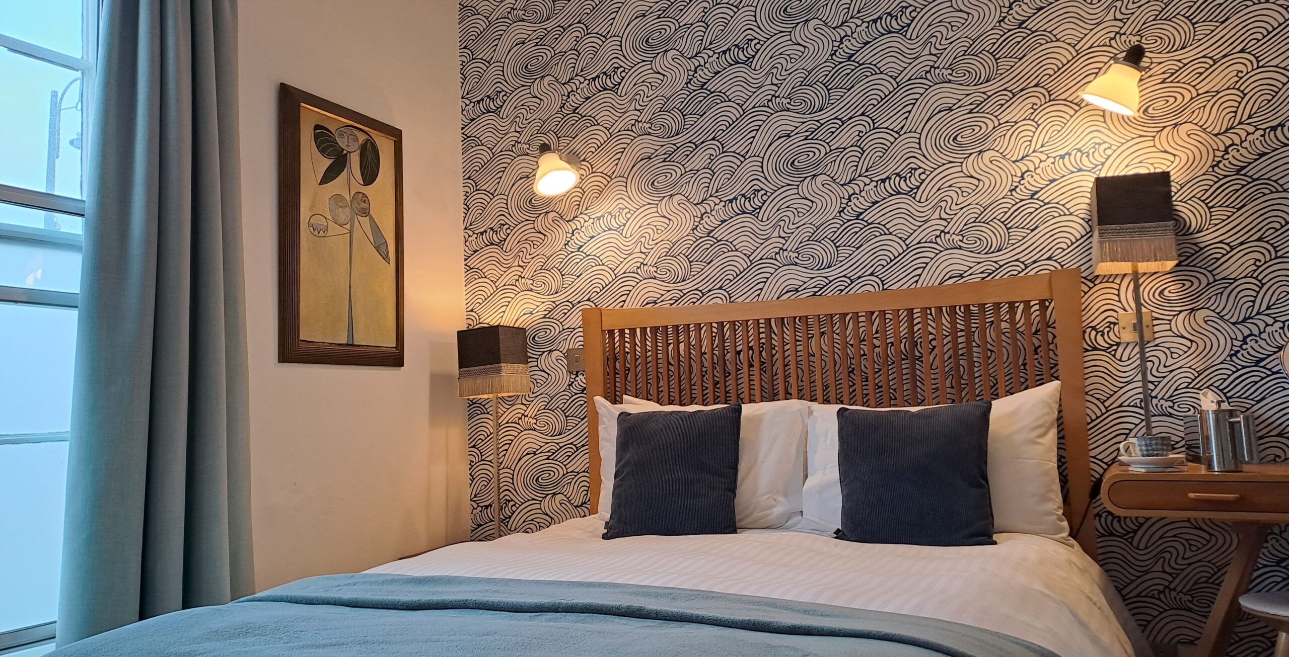 Dartmouth Hotel Room